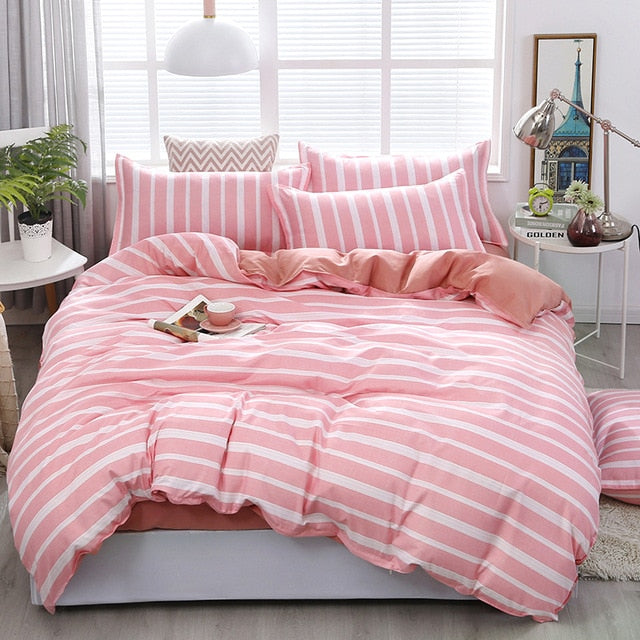 4pcs Pink Strawberry kawaii Bedding Set Luxury Queen Size Bed Sheets Children Quilt Soft Comforter Cotton Bedding Sets For Girl